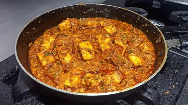 Lehsuniya Bhuna Paneer